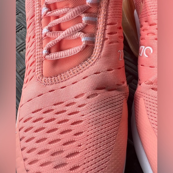 Nike Air Max 270 Coral Athletic Shoes - Picture 4 of 4